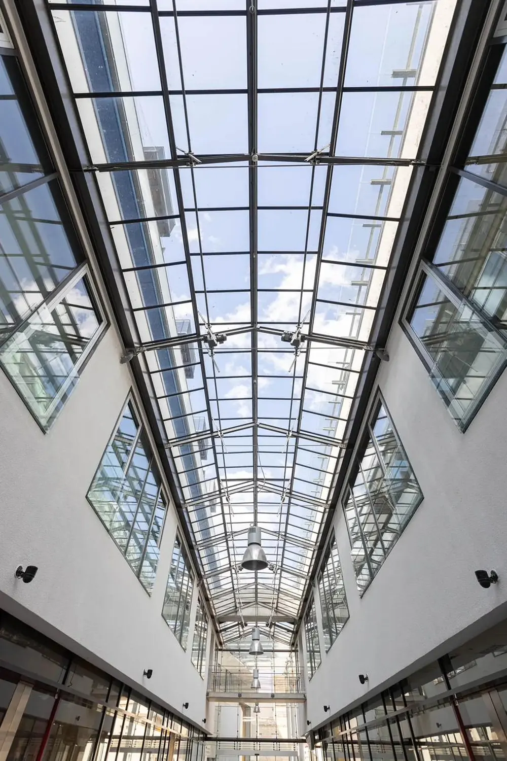 Atrium der KLIA Passage von unten